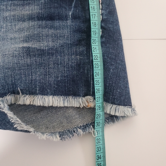 Rock Revival Bambi Denim Shorts Women's 28 Blue Jean Booty Embroided Bling Cut - Picture 15 of 16